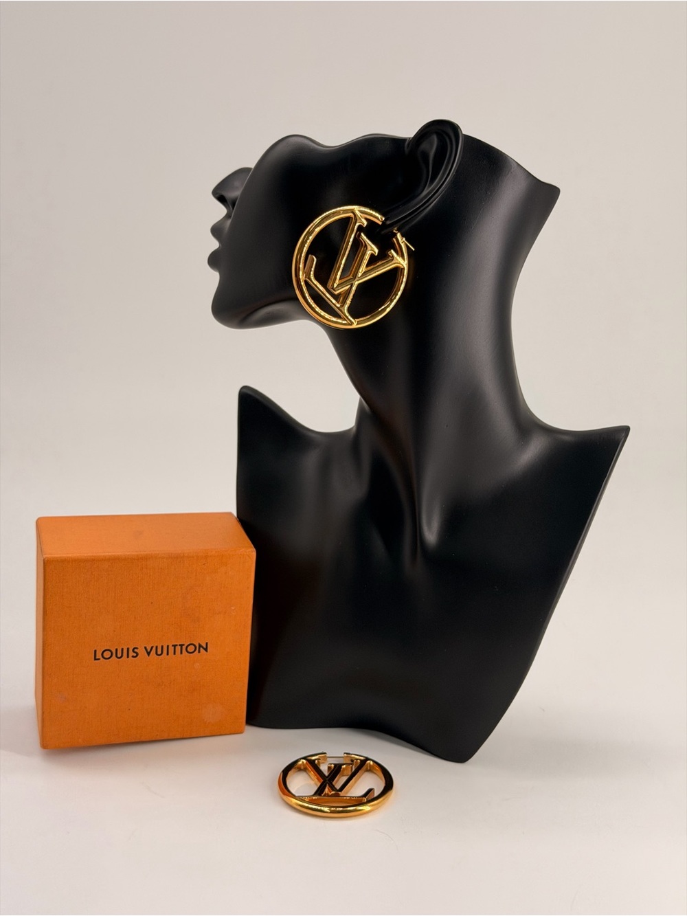 Louis Vuitton Louise Hoop Earrings Gold